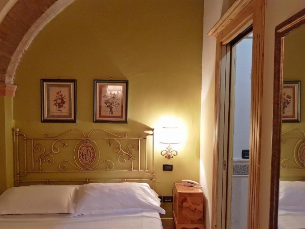 Albergo delle Drapperie image 15